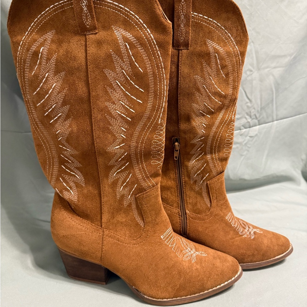 Brown Western-Style Women's Boots